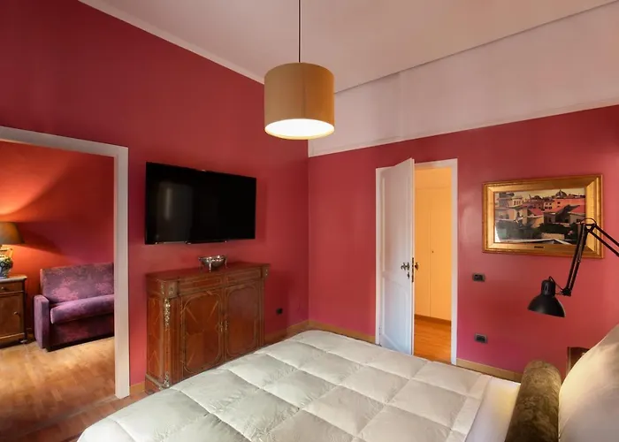 94 Piazza Di Spagna Maison d'hôtes 2*