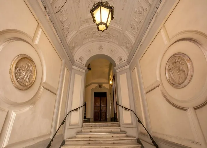 94 Piazza Di Spagna