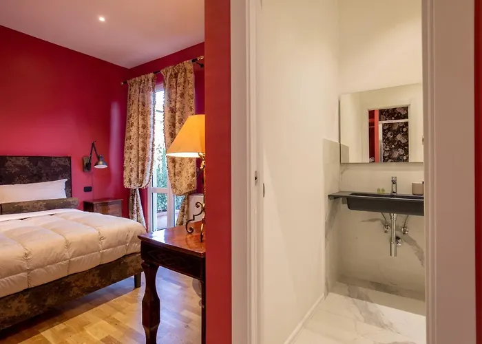 94 Piazza Di Spagna Maison d'hôtes 2*
