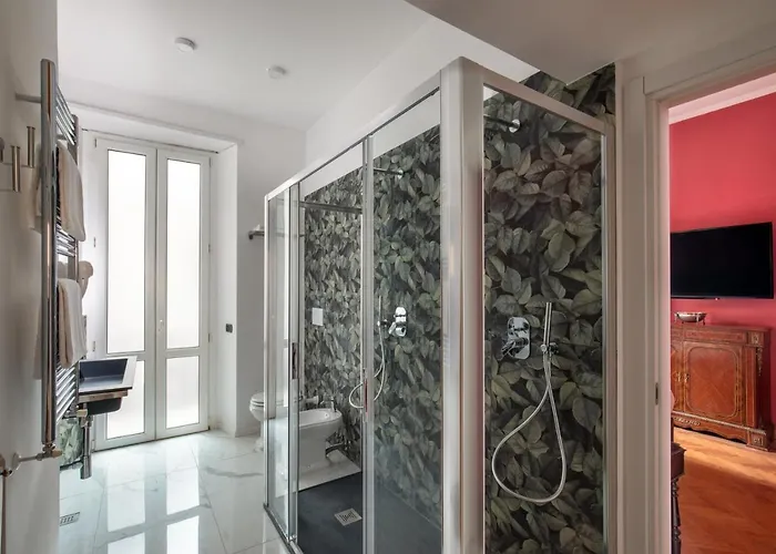 94 Piazza Di Spagna Maison d'hôtes 2*