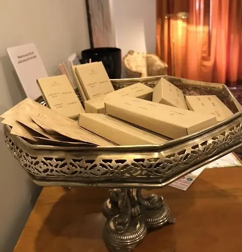 94 Piazza Di Spagna 2*